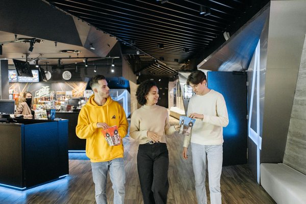 Où participer à des ateliers de cuisine méditerranéenne en Grèce : écoles et chefs recommandés ?